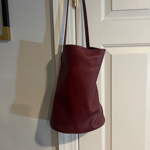 J. Crew Burgundy Berkeley Bucket Bag in suede and leather - Picture 2 of 4